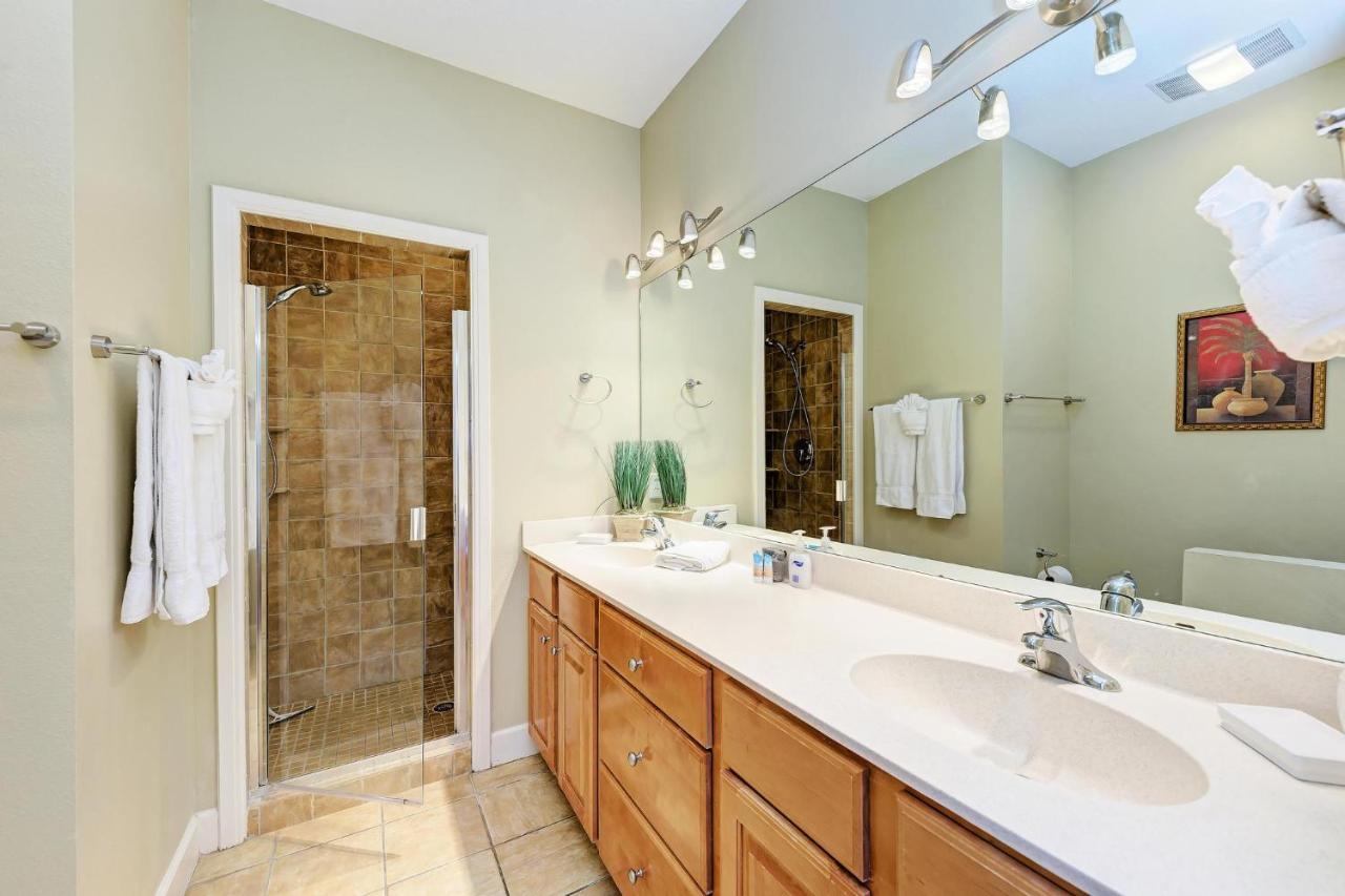 Bradenton Club Bliss-3 Bedroom-2 Bathroom Condo-2 Pools-hottub-private Access Apartment