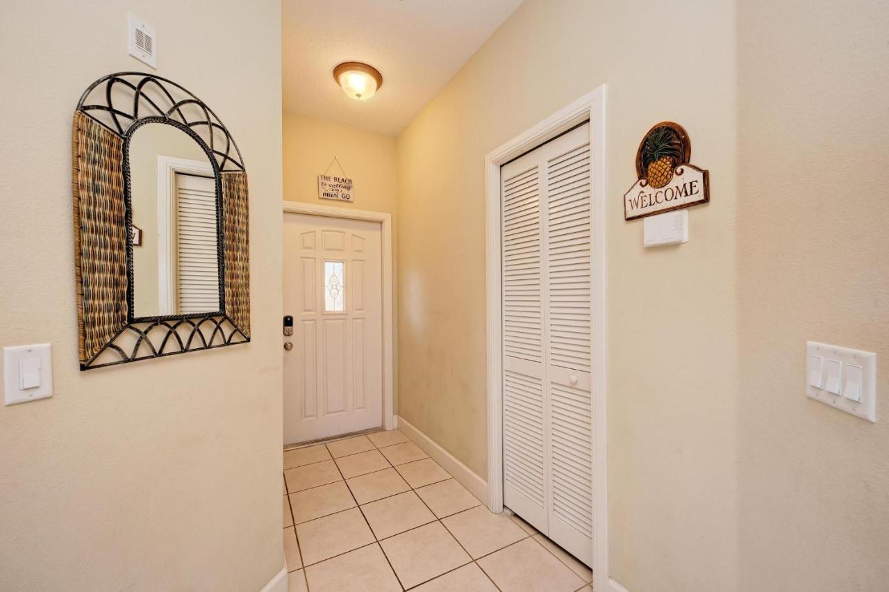 Bradenton Club Bliss-3 Bedroom-2 Bathroom Condo-2 Pools-hottub-private Access * Bradenton Beach