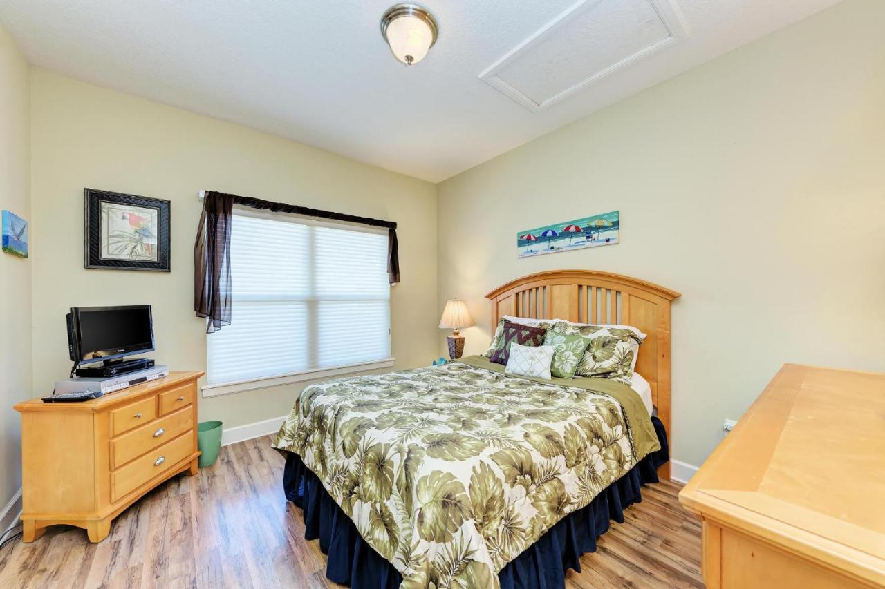 Bradenton Club Bliss-3 Bedroom-2 Bathroom Condo-2 Pools-hottub-private Access Apartment *