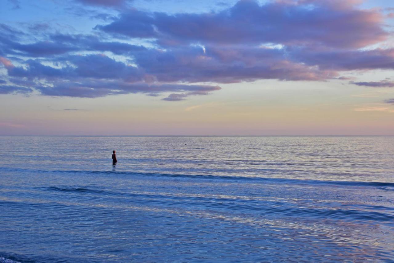 Bradenton Club Bliss-3 Bedroom-2 Bathroom Condo-2 Pools-hottub-private Access Apartment Bradenton Beach